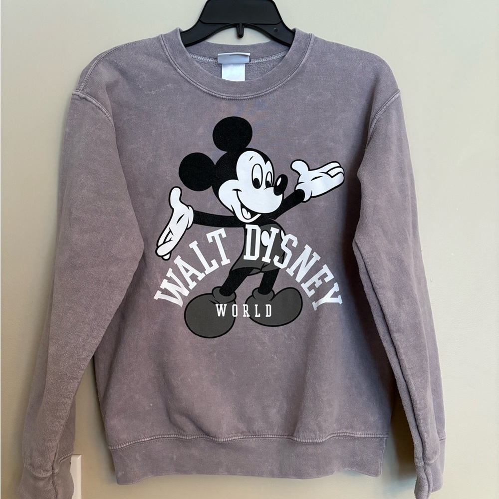 Walt Disney World Mickey Mouse Sweatshirt